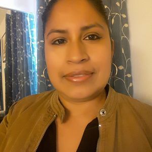 Meet your Posher, Dolores